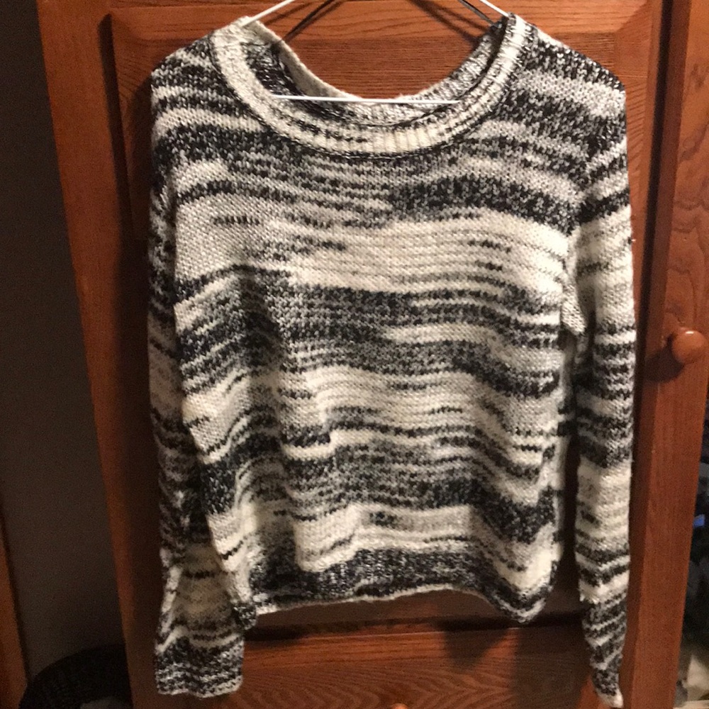 H and M sweater